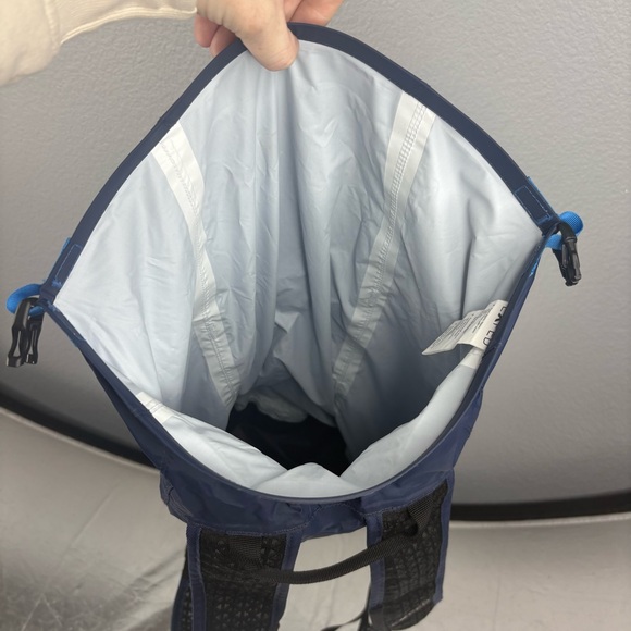 Exped Cloudburst 15L Waterproof Roll-Top Backpack - Picture 8 of 11